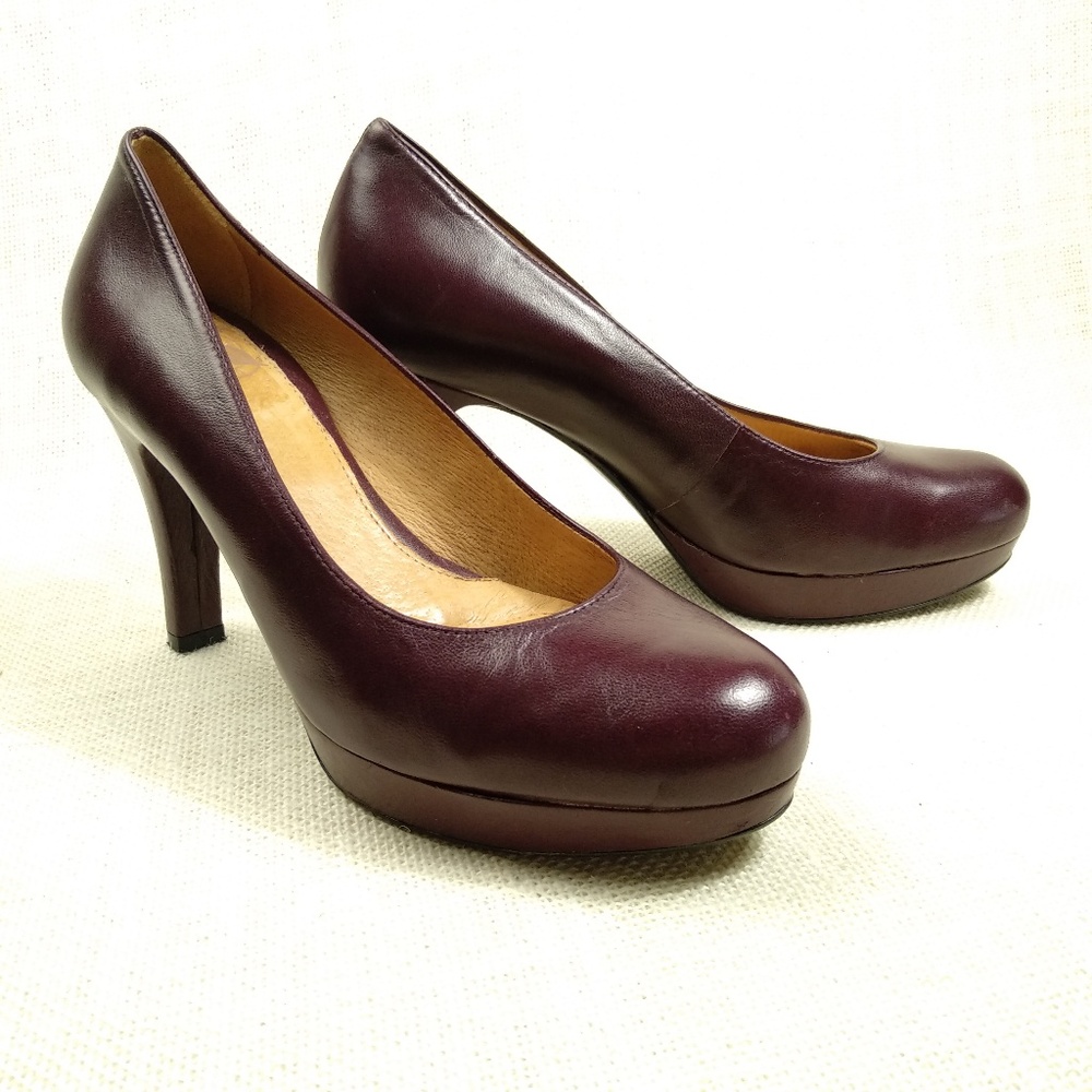 Nurture Maroon Platform High Heel Pumps Sz 6.5 M